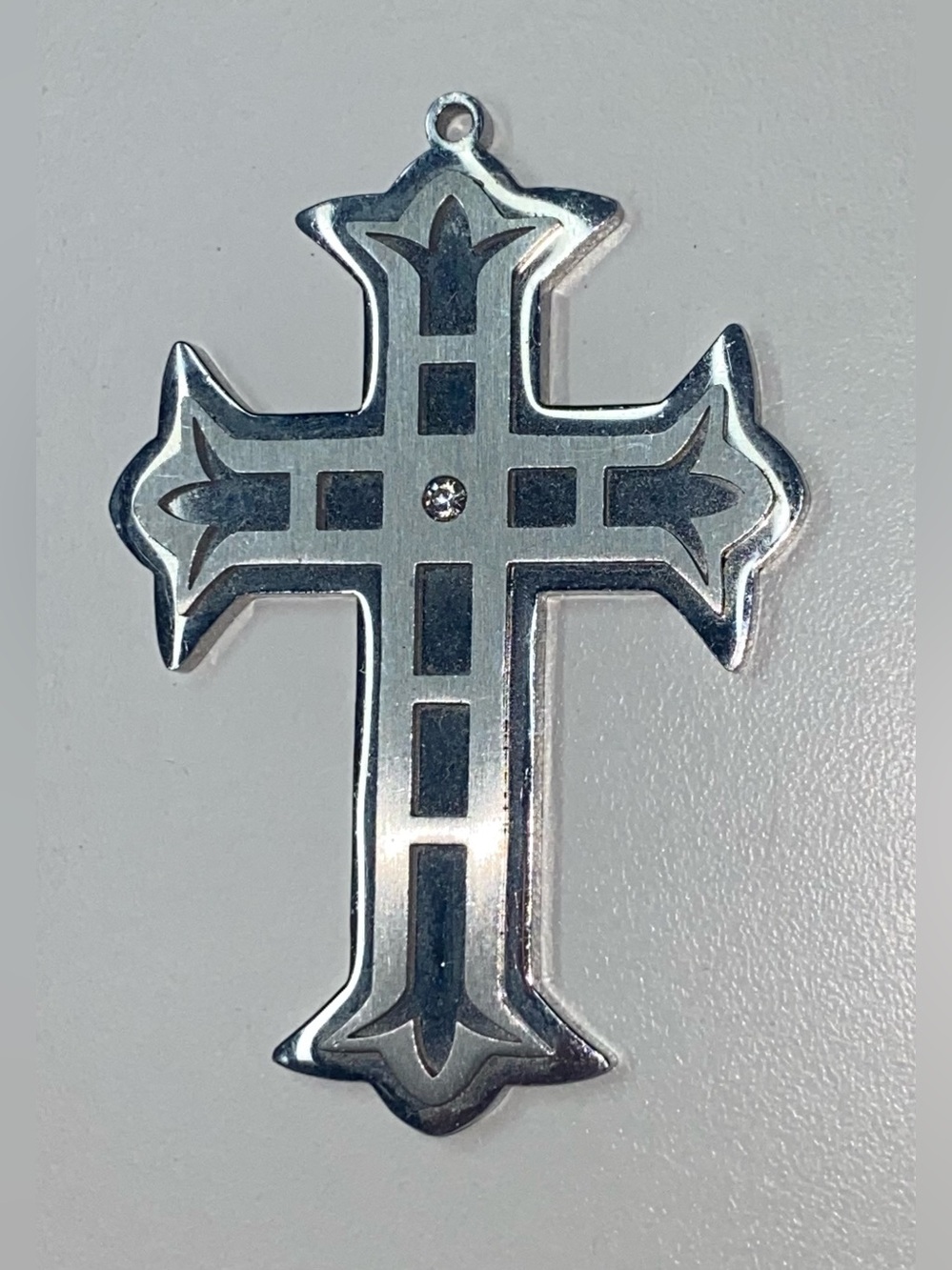 Silver Tone Gothic Cross Pendant Charm Rhinestone Center Religious Jewelry 3x2